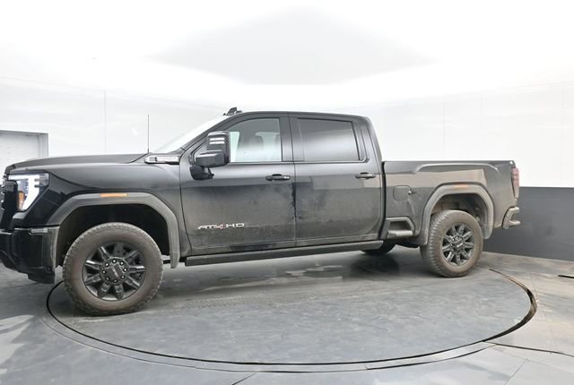 Used 2025 GMC Sierra 2500 AT4 w/ AT4 Premium Plus Package image 11