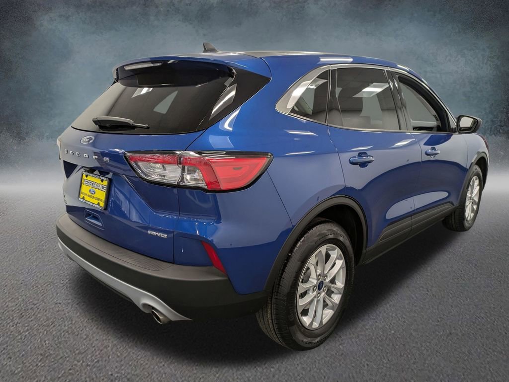 Used 2022 Ford Escape SE w/ Convenience Package image 4