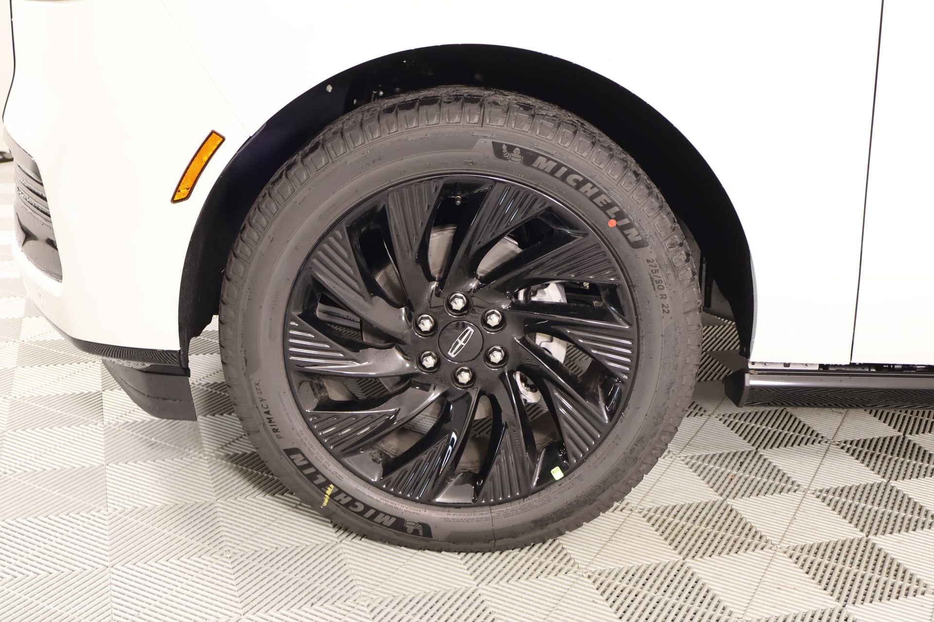 New 2026 Lincoln Navigator Reserve w/ Jet Appearance Package AWD/4WD image 19