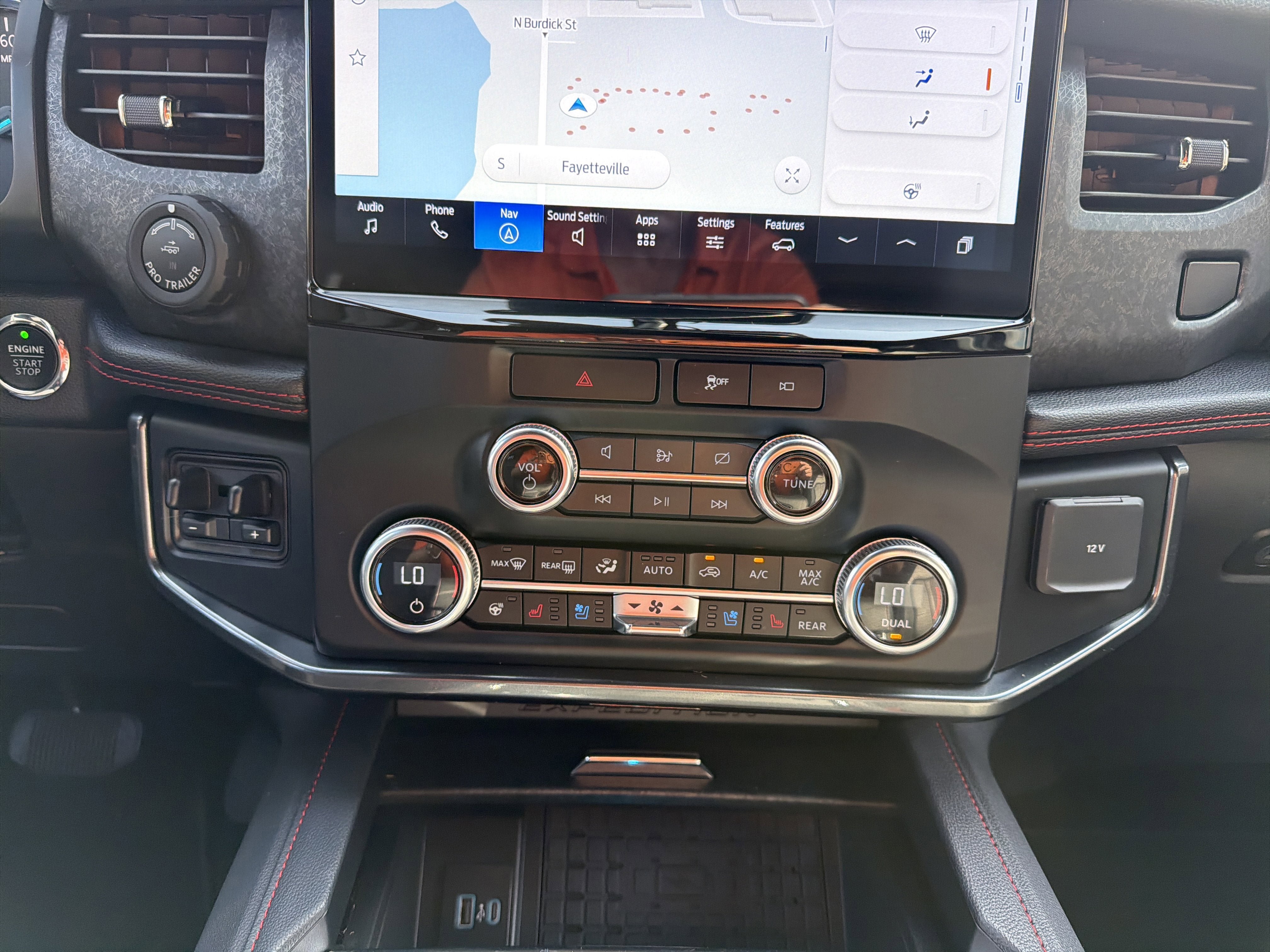 Used 2023 Ford Expedition Limited image 21