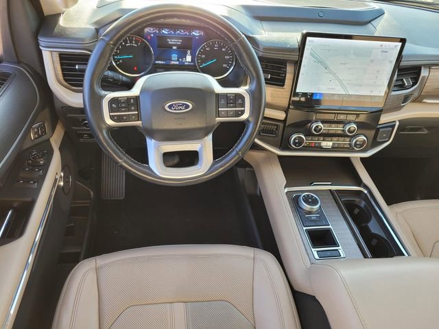 Used 2022 Ford Expedition Limited image 15