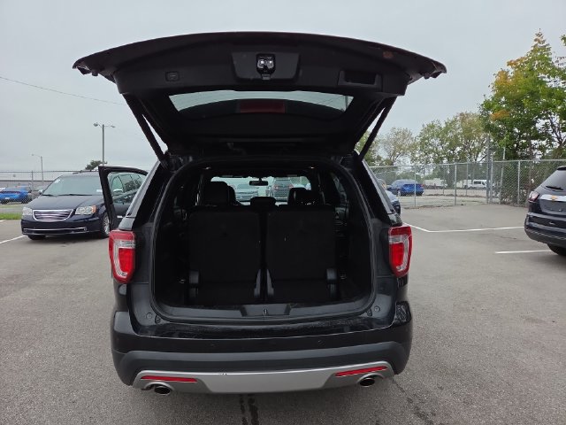Used 2017 Ford Explorer Limited AWD/4WD image 29