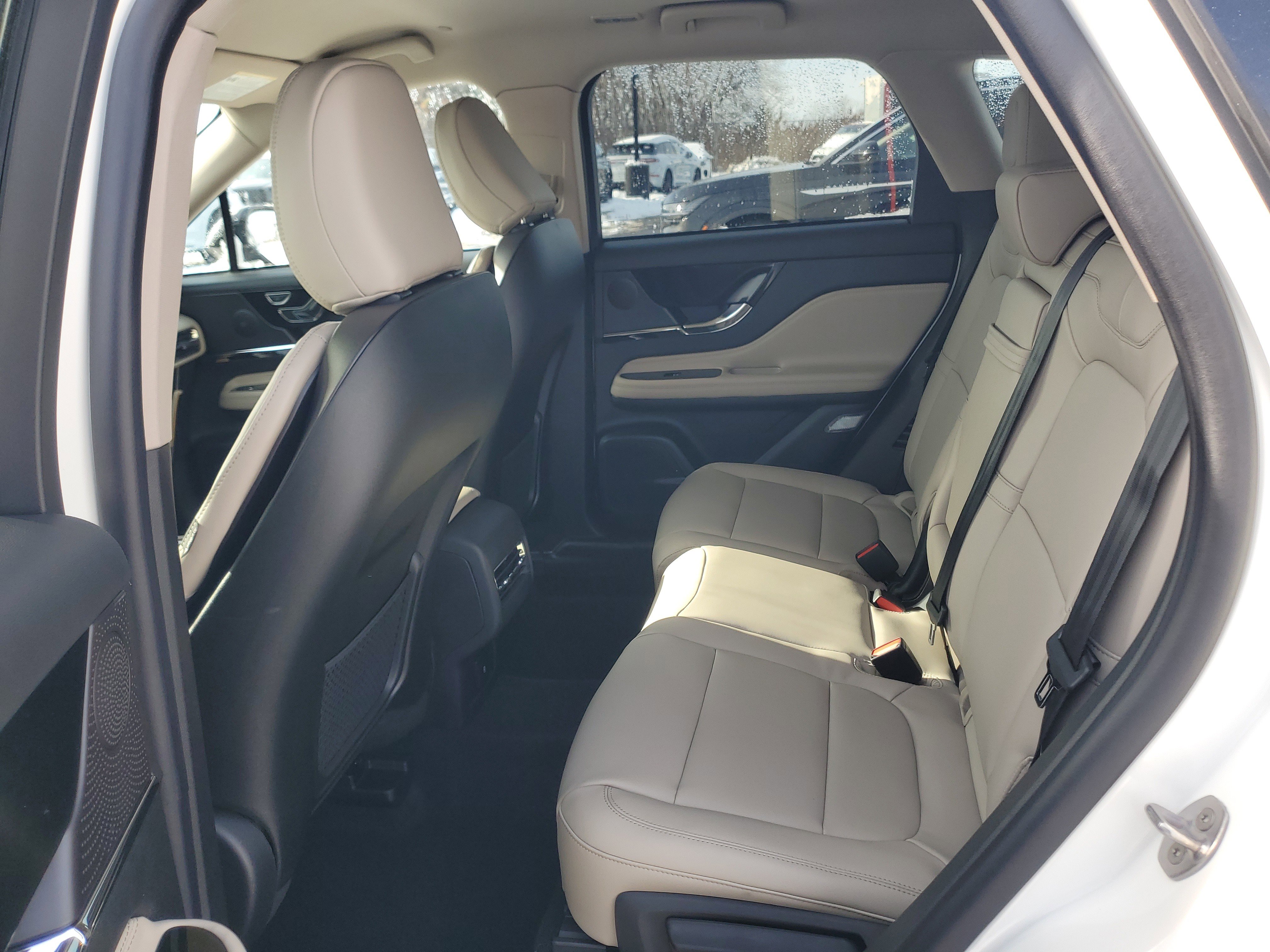 New 2026 Lincoln Corsair Premiere image 23