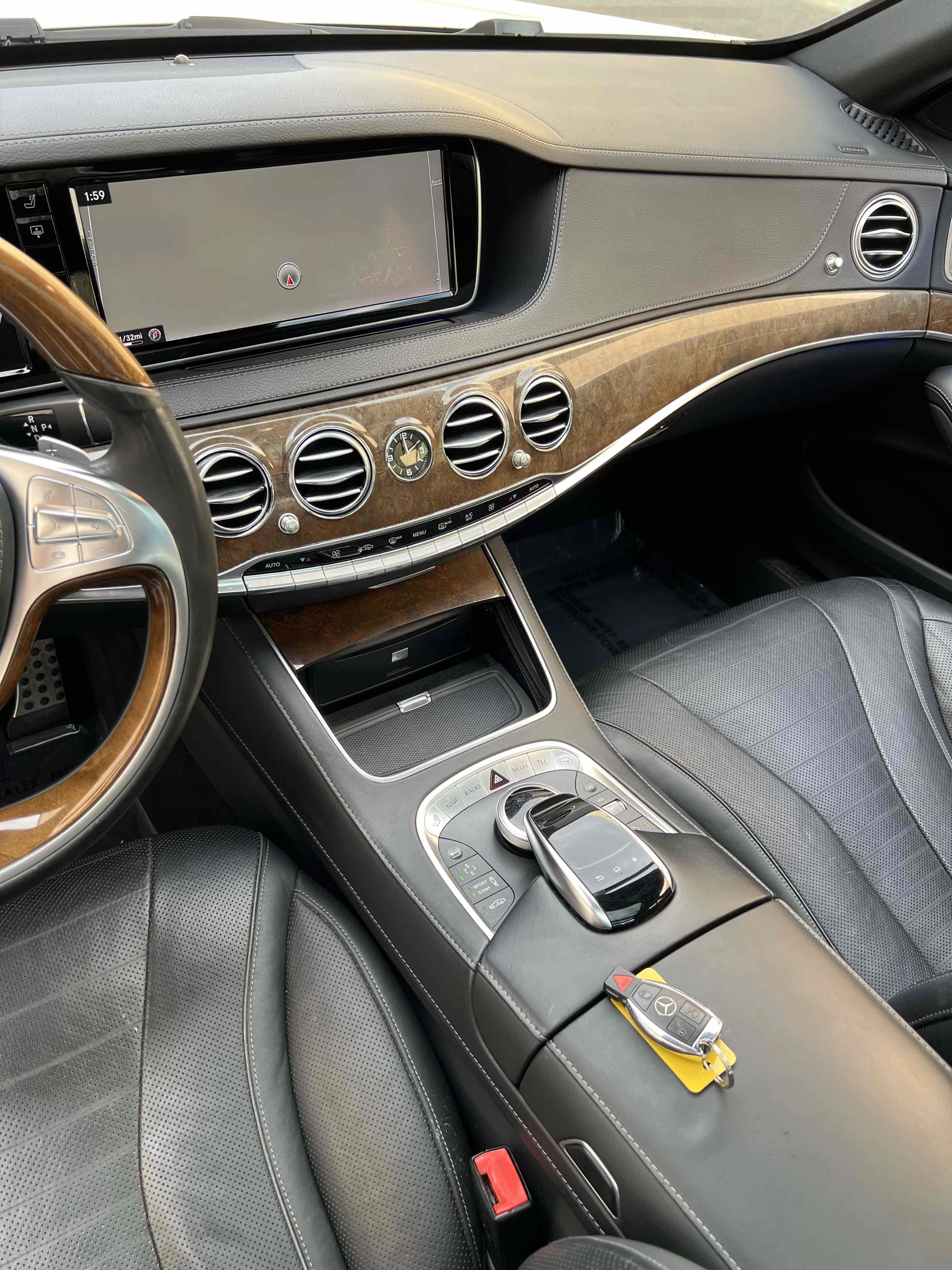 Used 2015 Mercedes-Benz S 550 Sedan image 31
