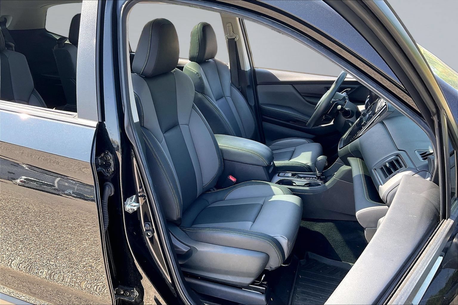 Certified 2025 Subaru Ascent Onyx Edition AWD/4WD image 7