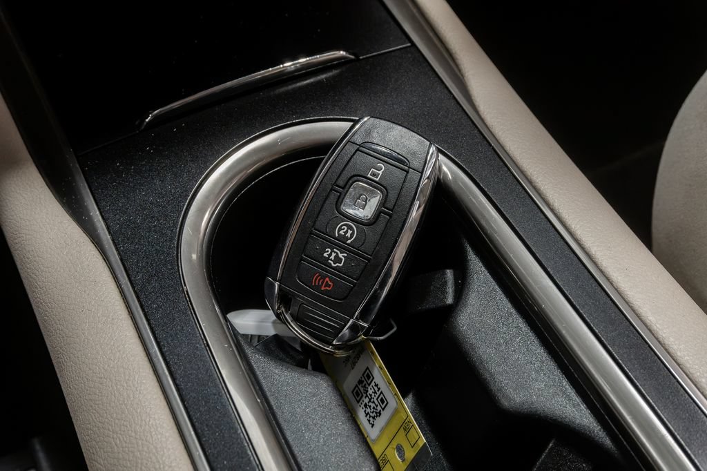 Used 2017 Lincoln MKC Premiere FWD image 20
