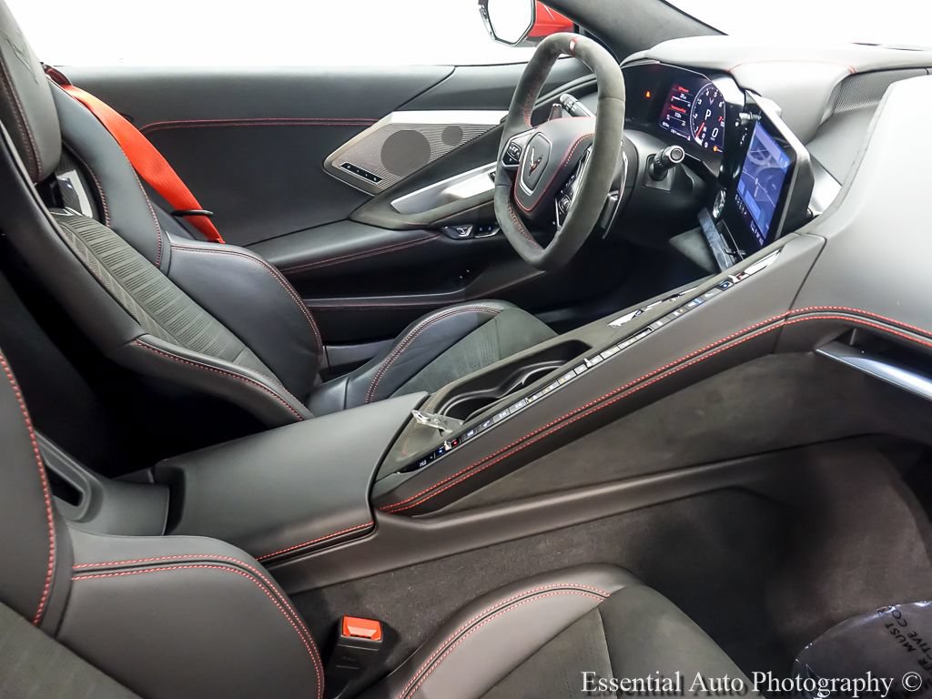 Used 2021 Chevrolet Corvette Stingray Premium Cpe w/ Z51 Performance Package RWD image 25