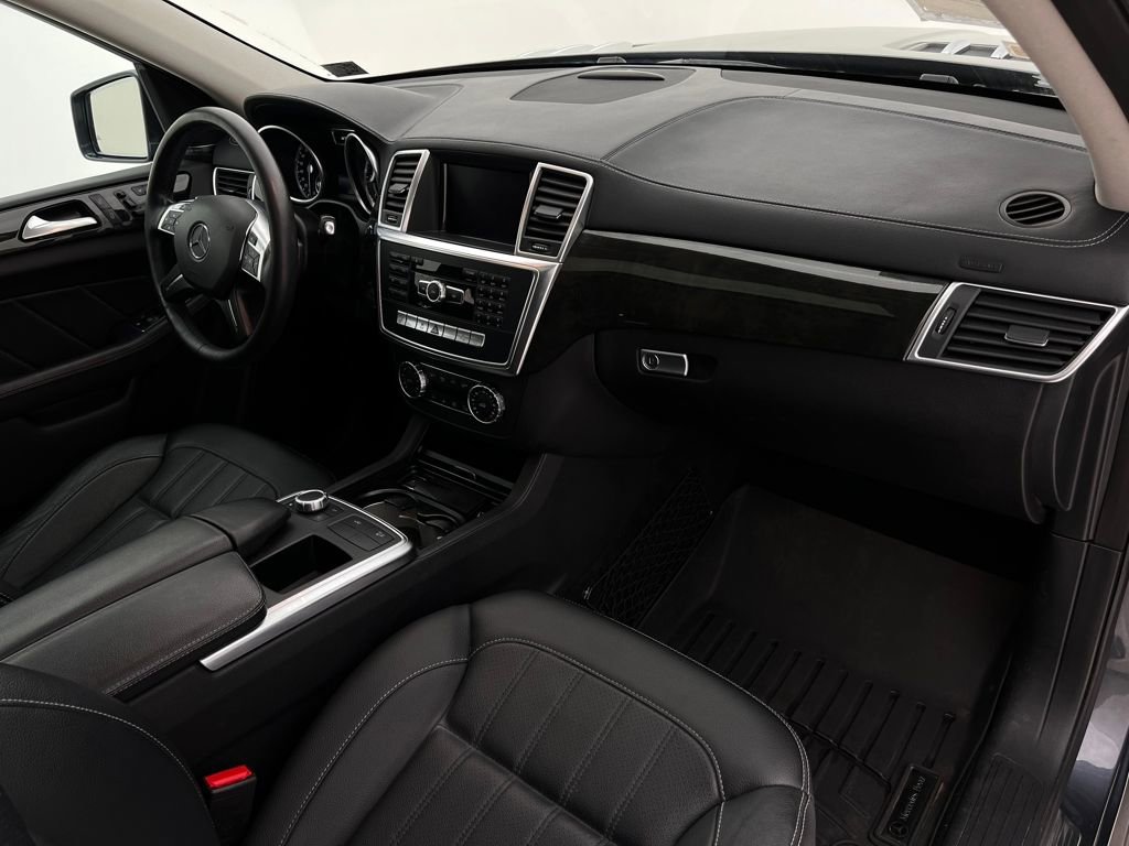 Used 2016 Mercedes-Benz GL 320 GL 350 image 19