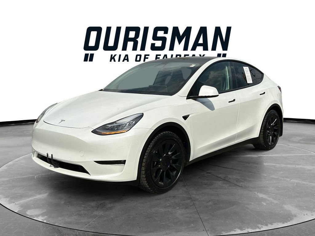 Used 2022 Tesla Model Y Long Range AWD/4WD image 2