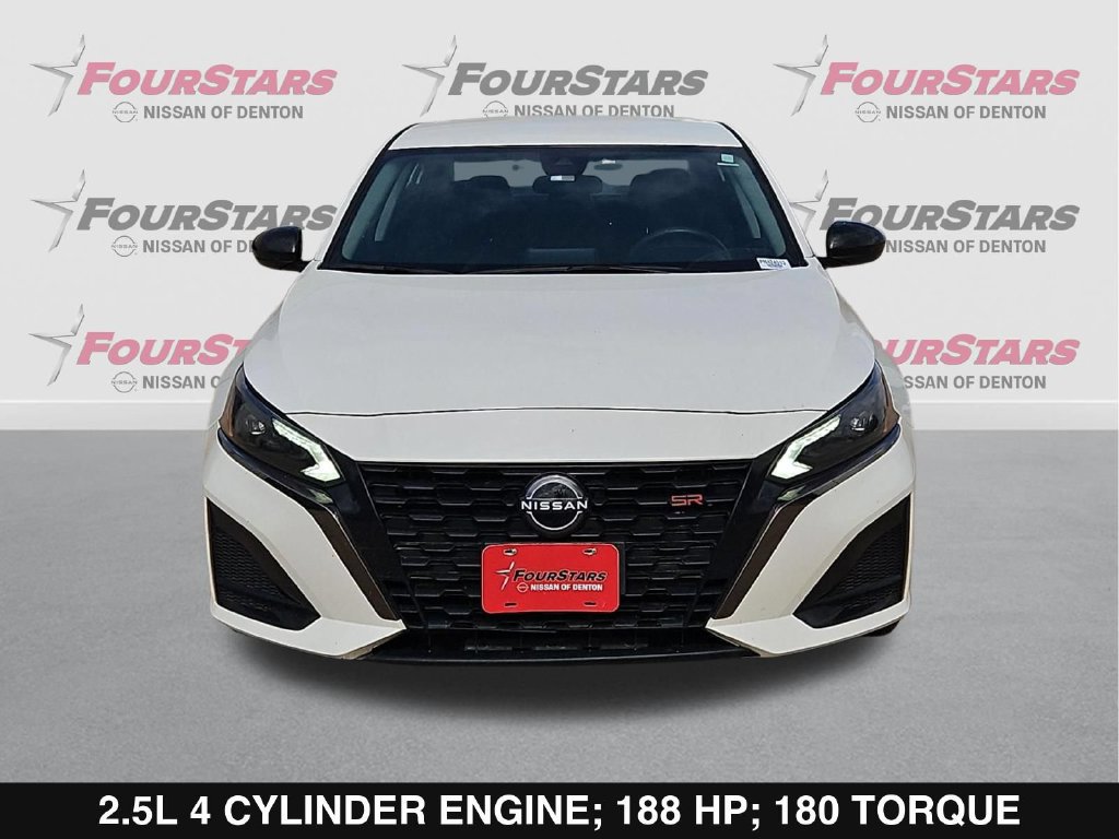 Used 2023 Nissan Altima 2.5 SR FWD image 7