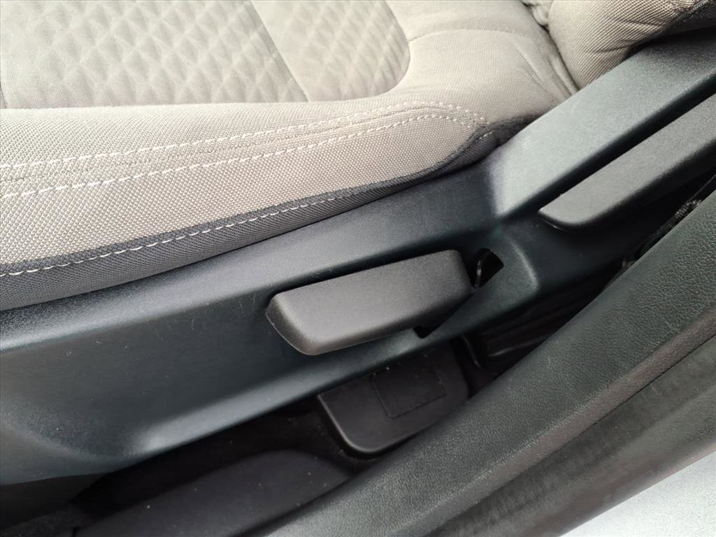 Used 2022 Ford Escape SE w/ Cold Weather Package image 14