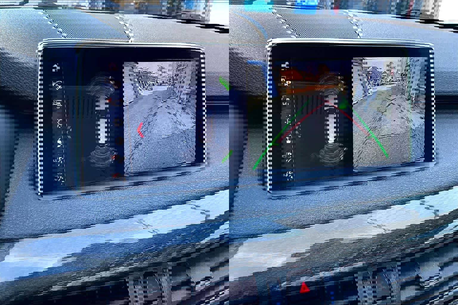 Used 2018 BMW X5 xDrive40e image 29