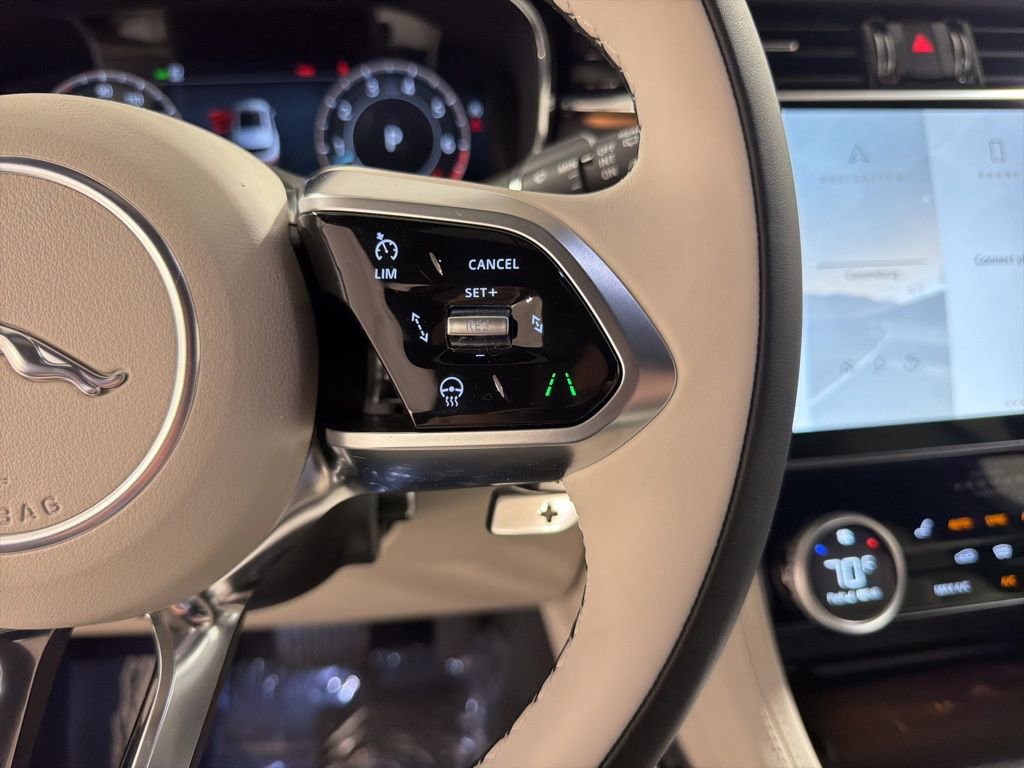 New 2026 Jaguar F-PACE R-Dynamic S image 13