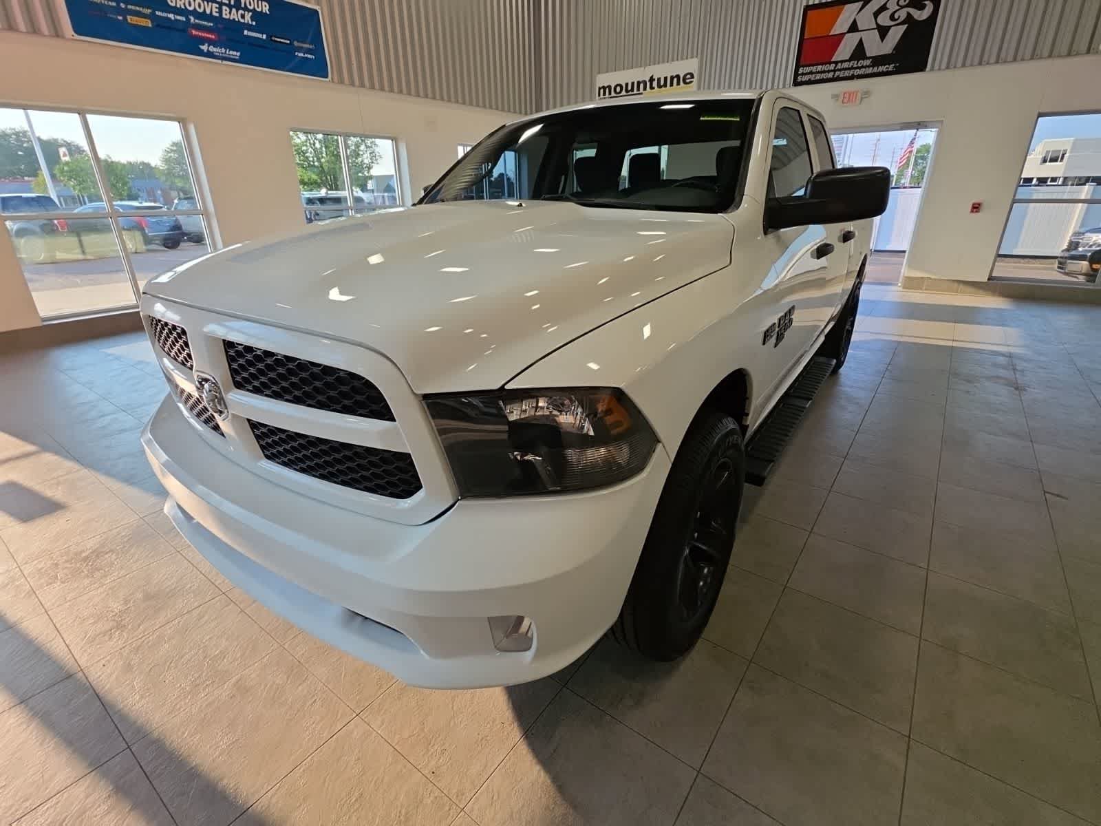 Used 2019 RAM 1500 Express w/ Express Value Package AWD/4WD video 2