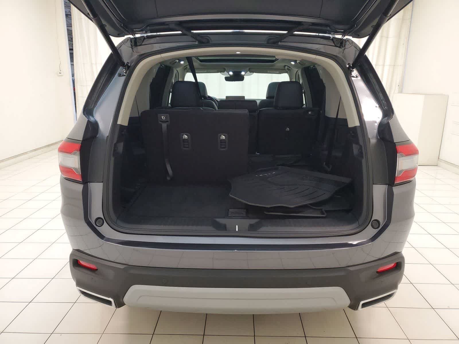 Certified 2025 Honda Pilot Touring image 24