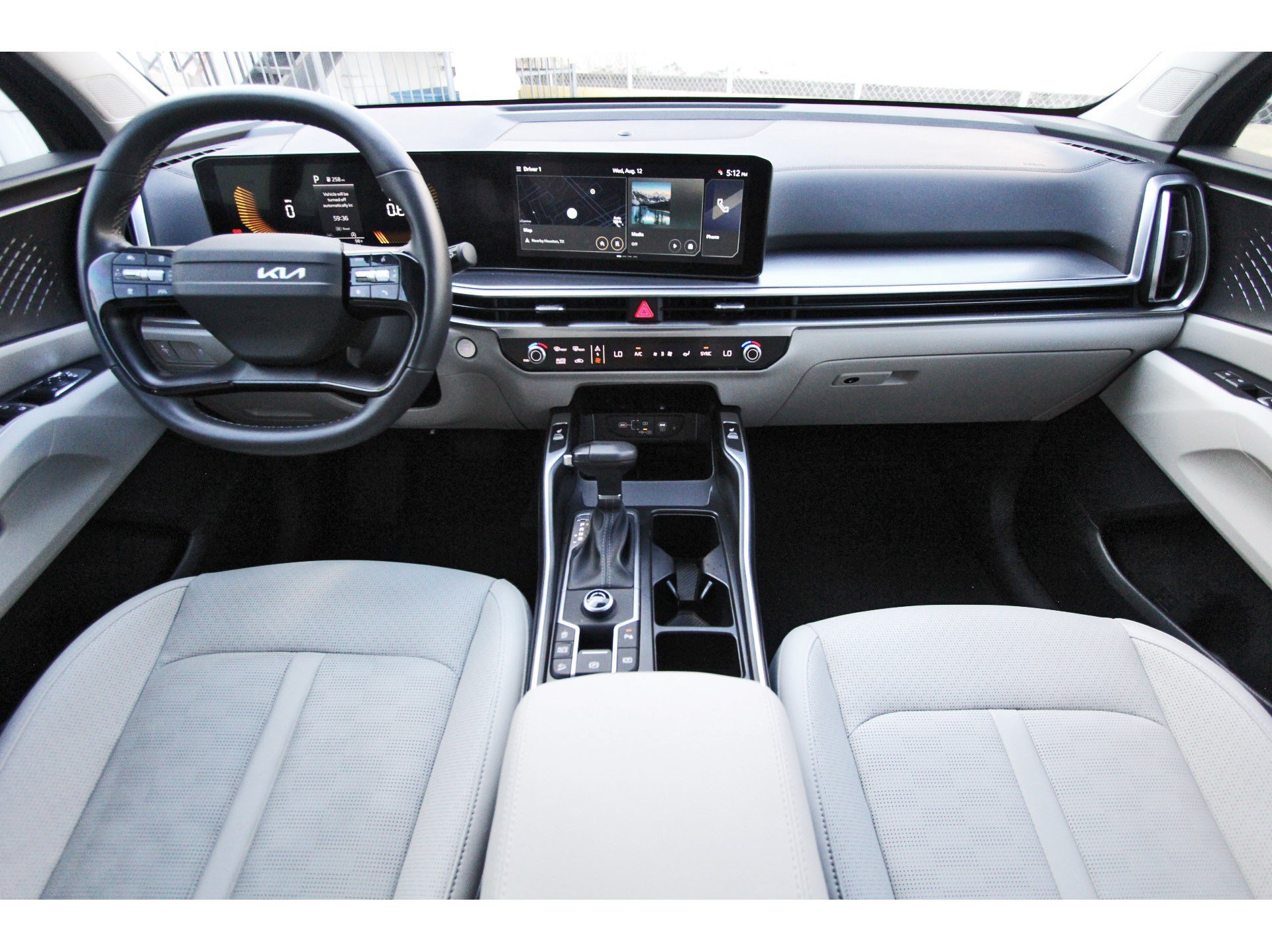 Certified 2026 Kia Sorento EX FWD image 12