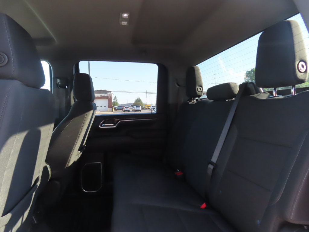 Used 2025 Chevrolet Silverado 2500 LT w/ Convenience Package AWD/4WD image 23