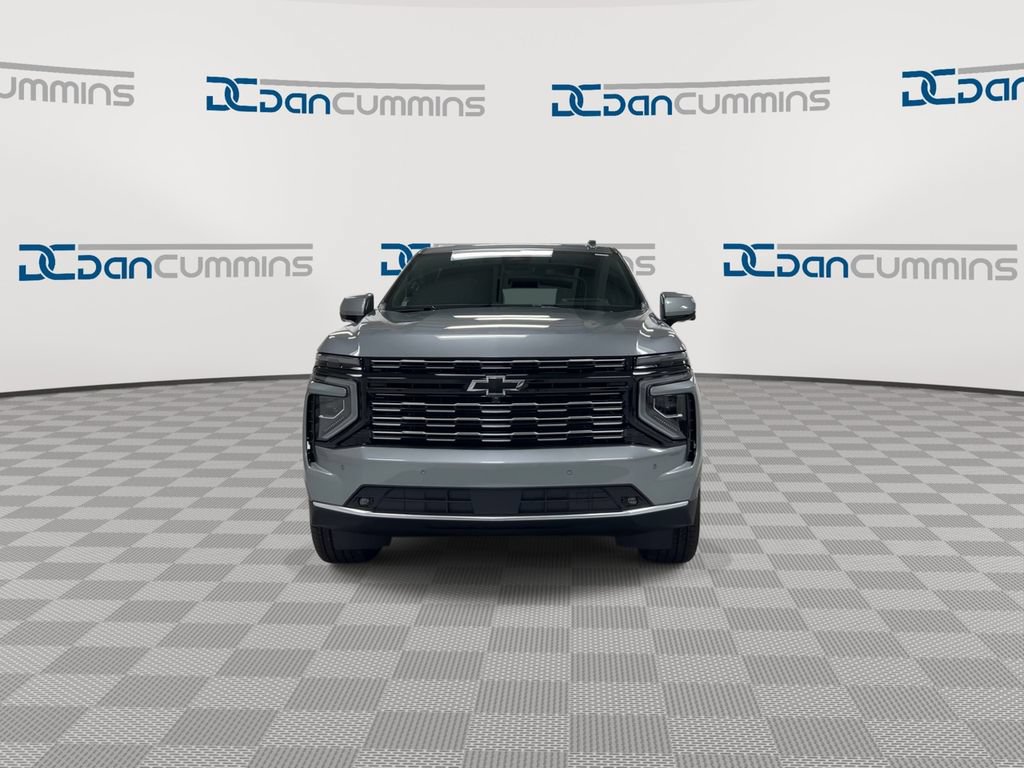 New 2026 Chevrolet Suburban High Country image 3