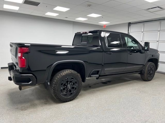 Used 2024 Chevrolet Silverado 3500 High Country w/ Technology Package AWD/4WD image 11