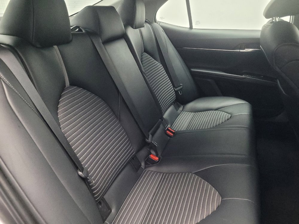 Used 2019 Toyota Camry SE FWD image 19