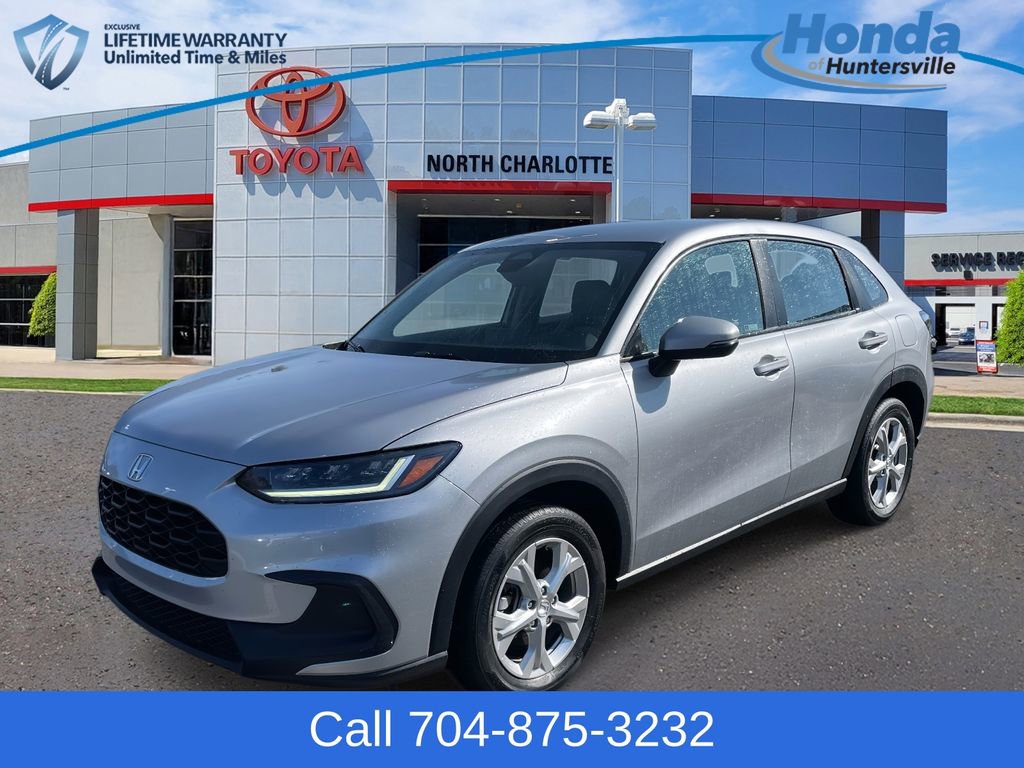 Used 2023 Honda HR-V LX image 5