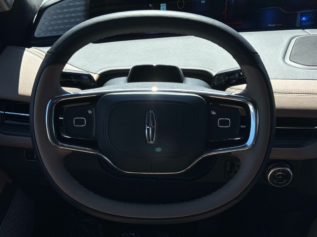 Used 2026 Lincoln Navigator Black Label AWD/4WD image 11