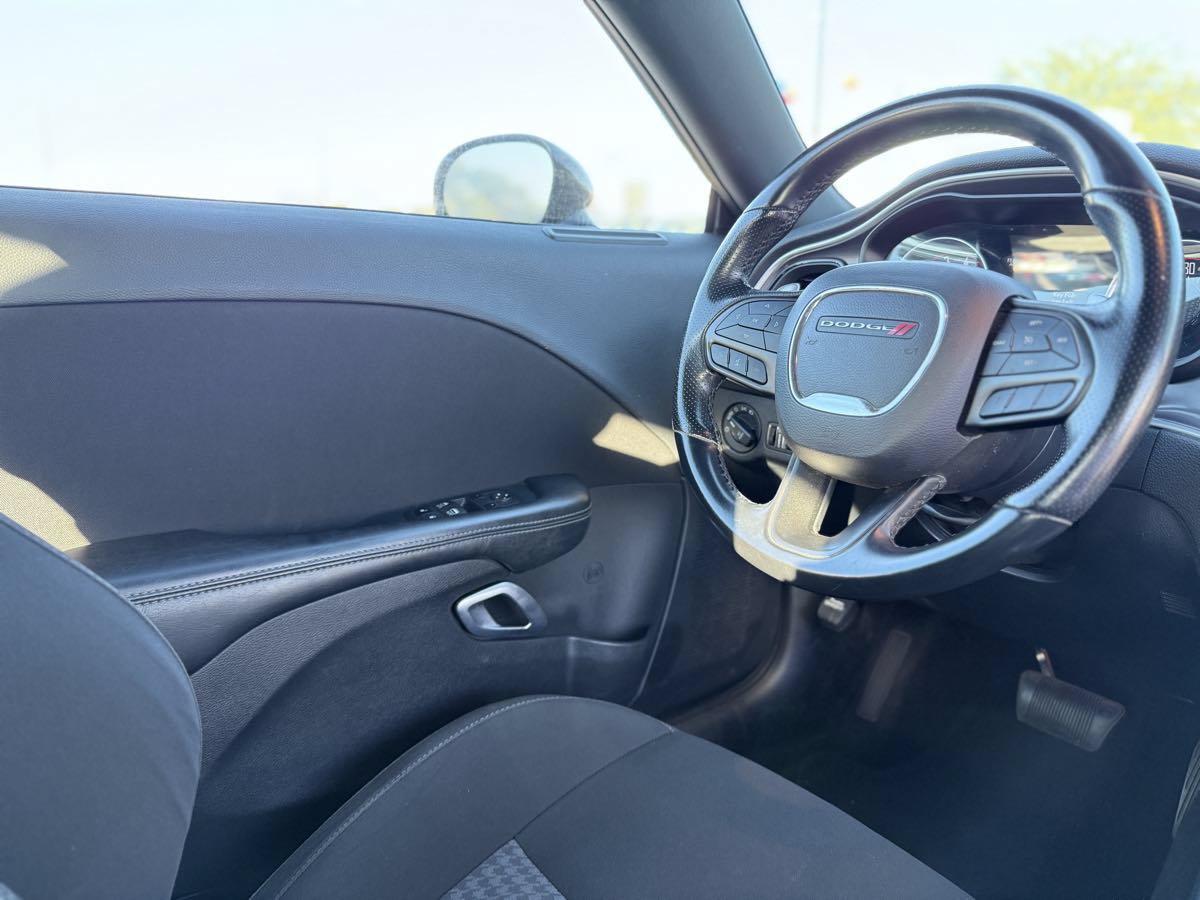 Used 2022 Dodge Challenger GT RWD image 12