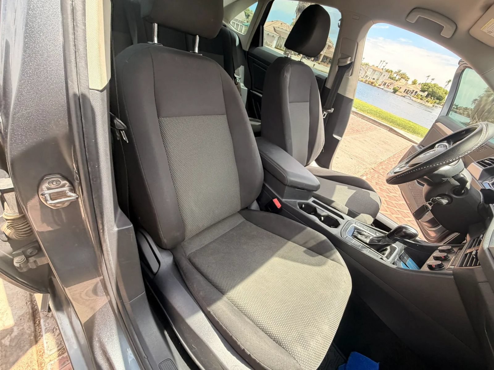 Used 2019 Volkswagen Jetta S w/ Driver Assistance Package FWD image 2