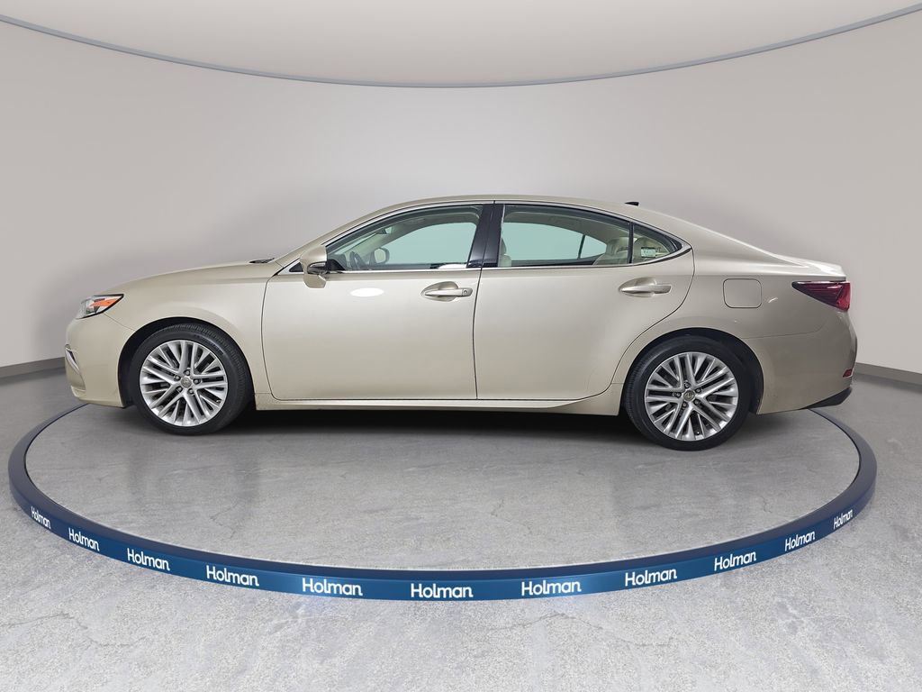 Used 2016 Lexus ES 350 w/ Luxury Package w/Wood Trim image 9