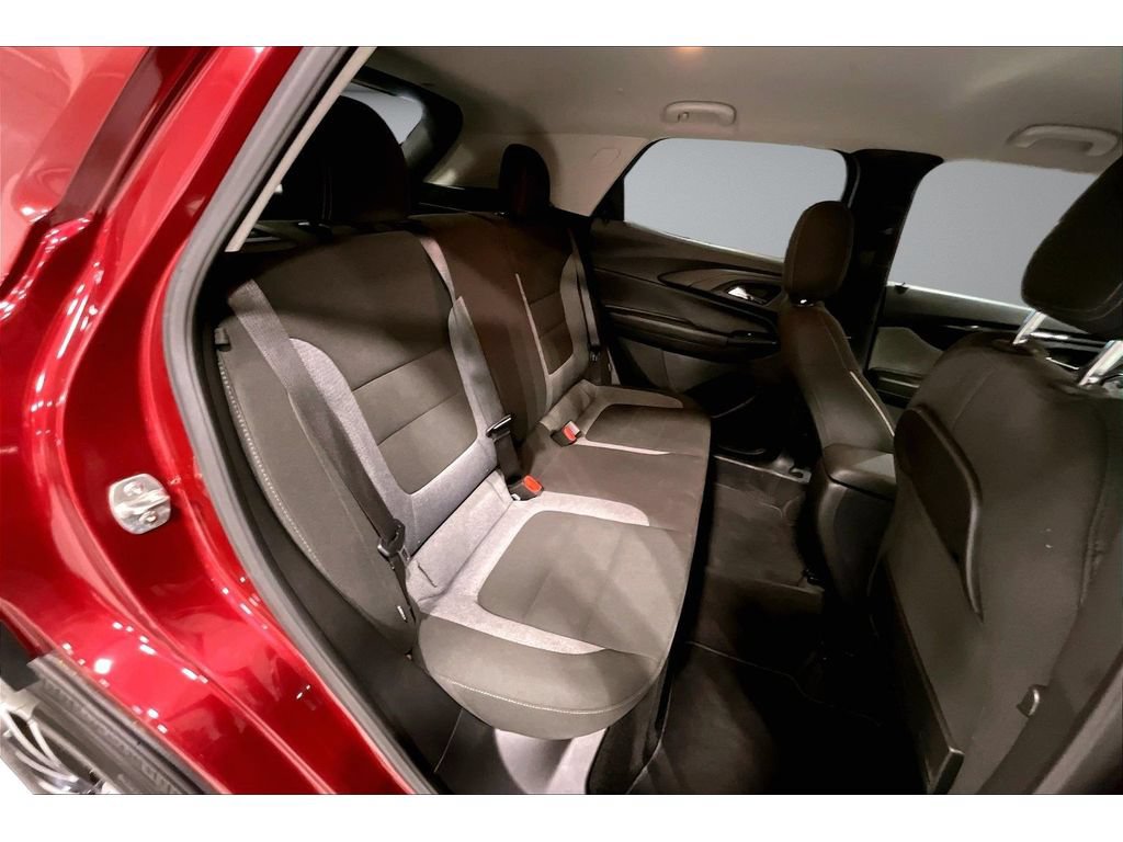 Used 2025 Chevrolet TrailBlazer LT AWD/4WD image 40