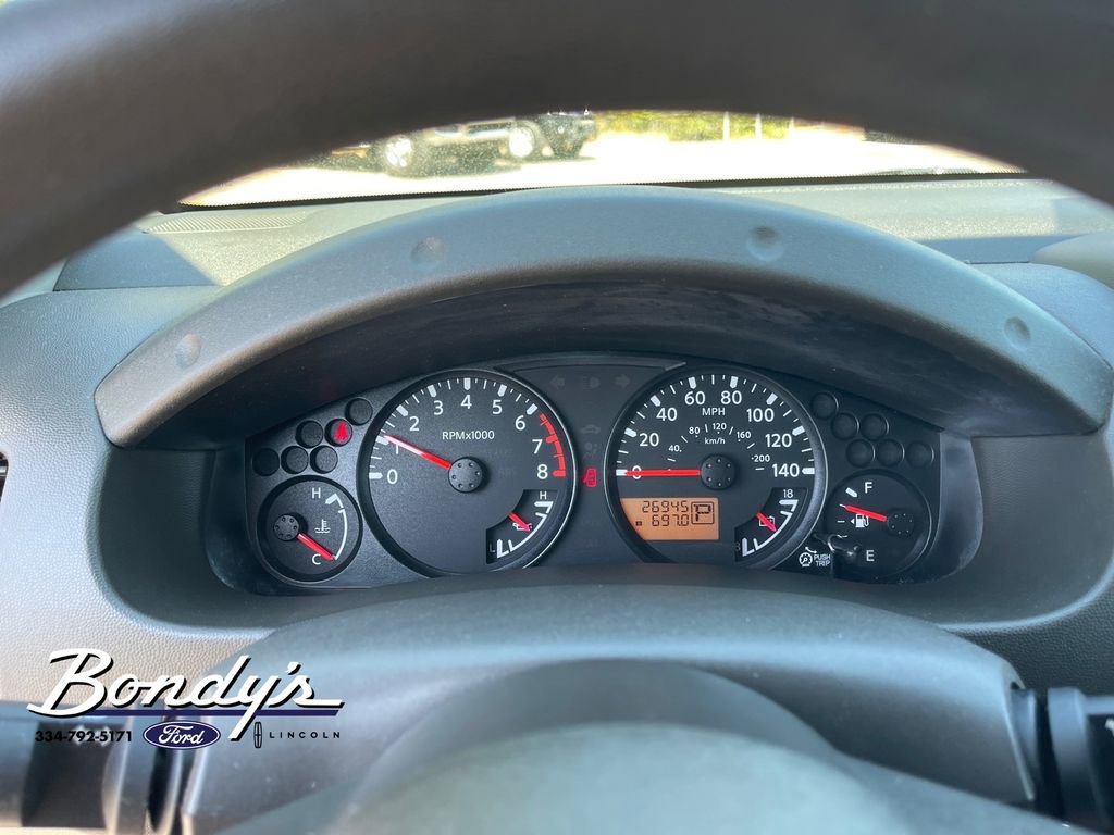 Used 2017 Nissan Frontier SV image 4