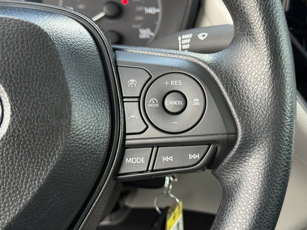 Certified 2025 Toyota Corolla Cross L image 25