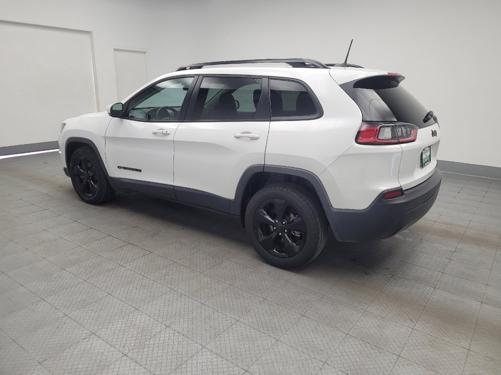 Used 2020 Jeep Cherokee Latitude Plus image 3