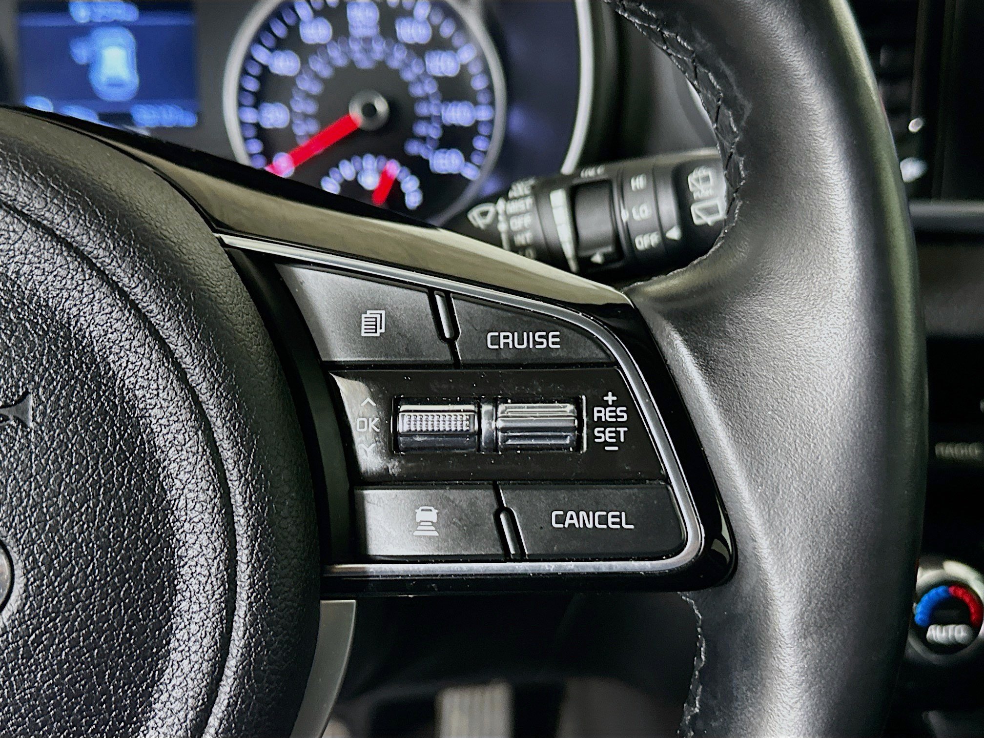 Used 2020 Kia Sportage EX w/ EX Technology Package FWD image 16