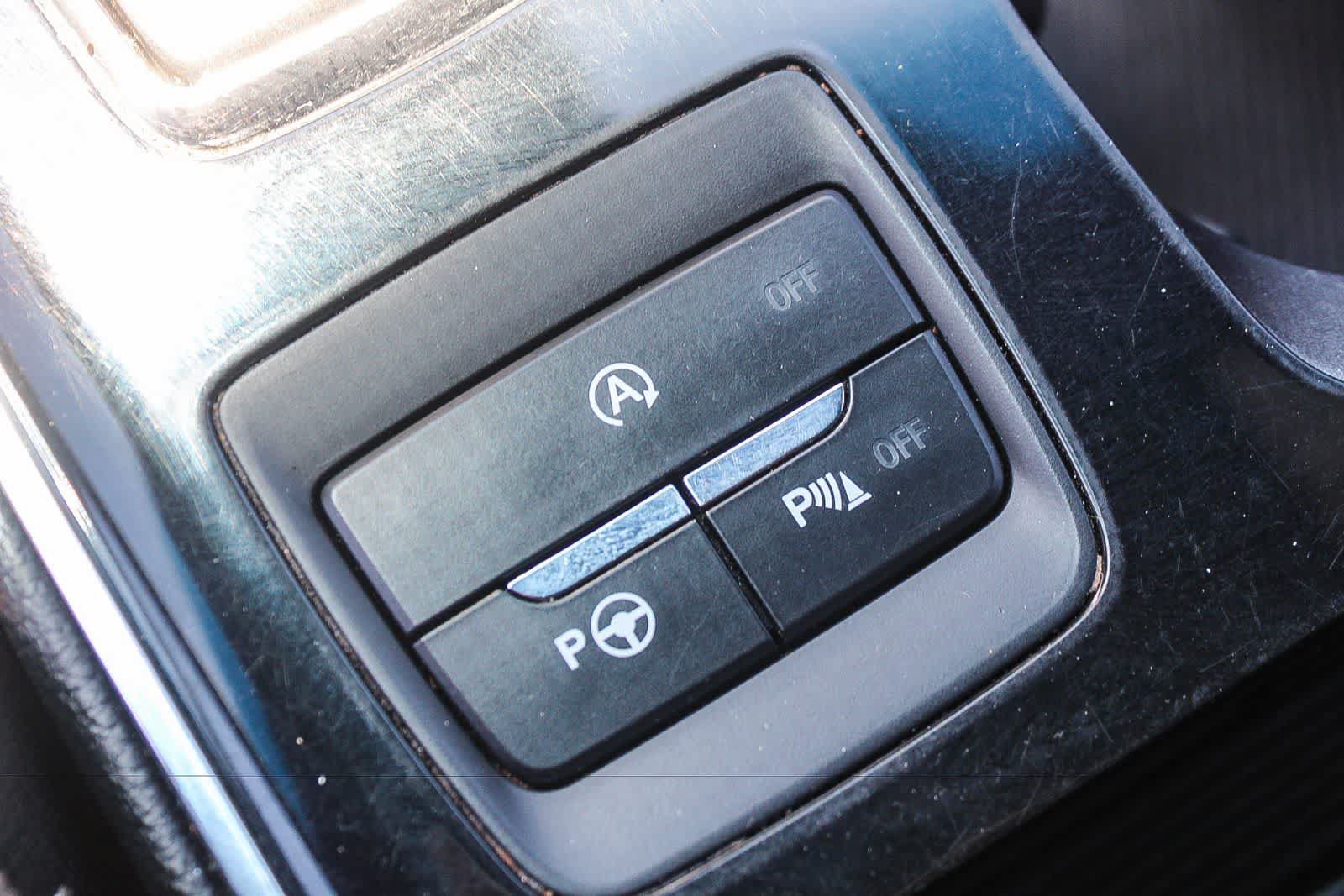 Used 2019 Ford Edge ST w/ Equipment Group 401A AWD/4WD image 33