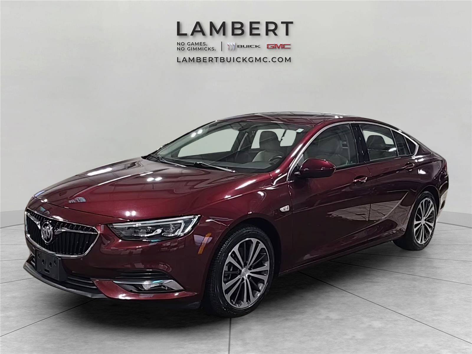 Used 2018 Buick Regal Essence w/ Driver Confidence Package #1 image 1