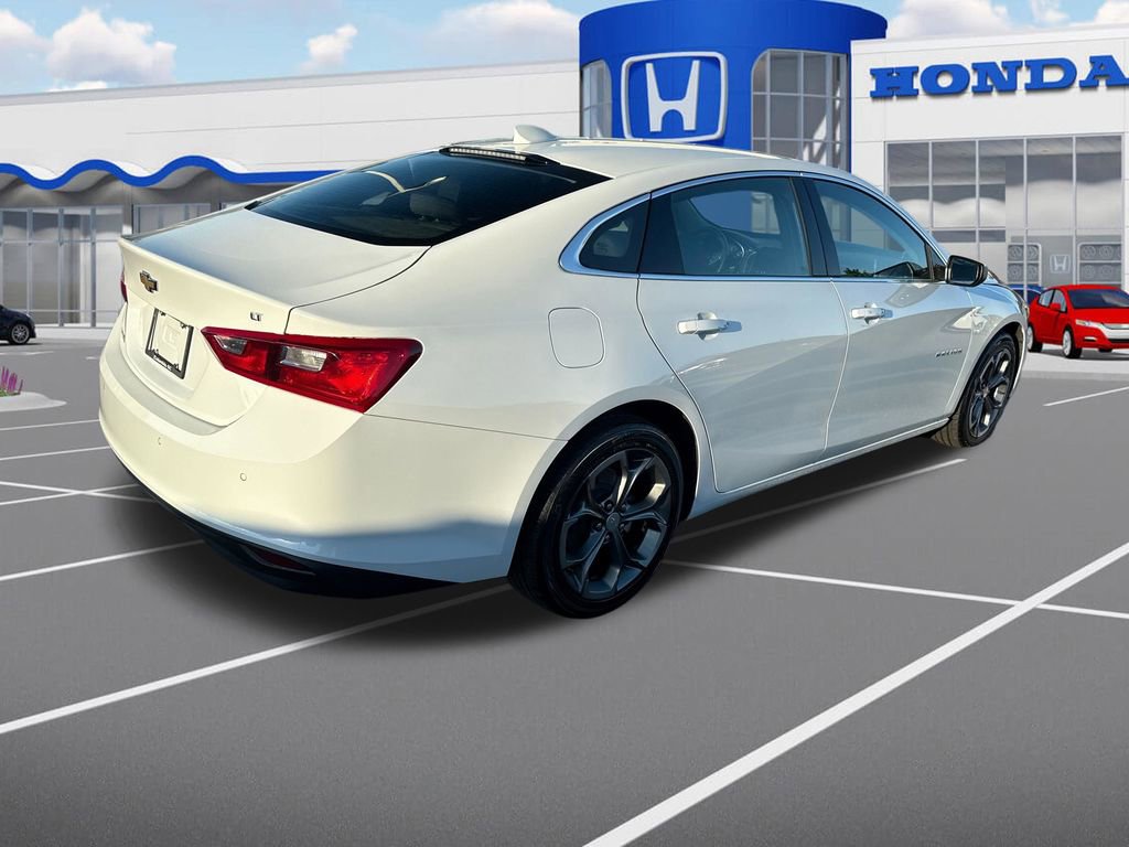 Used 2024 Chevrolet Malibu LT FWD image 9