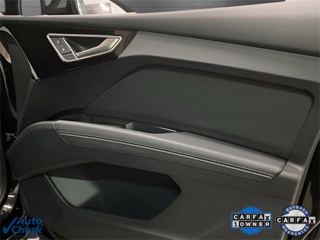 Used 2024 Audi Q4 e-tron Premium image 71