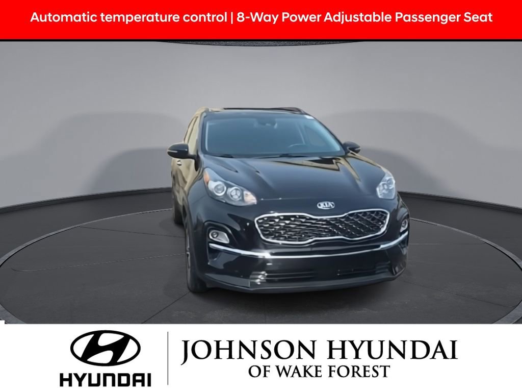 Used 2021 Kia Sportage EX w/ EX Technology Package image 3