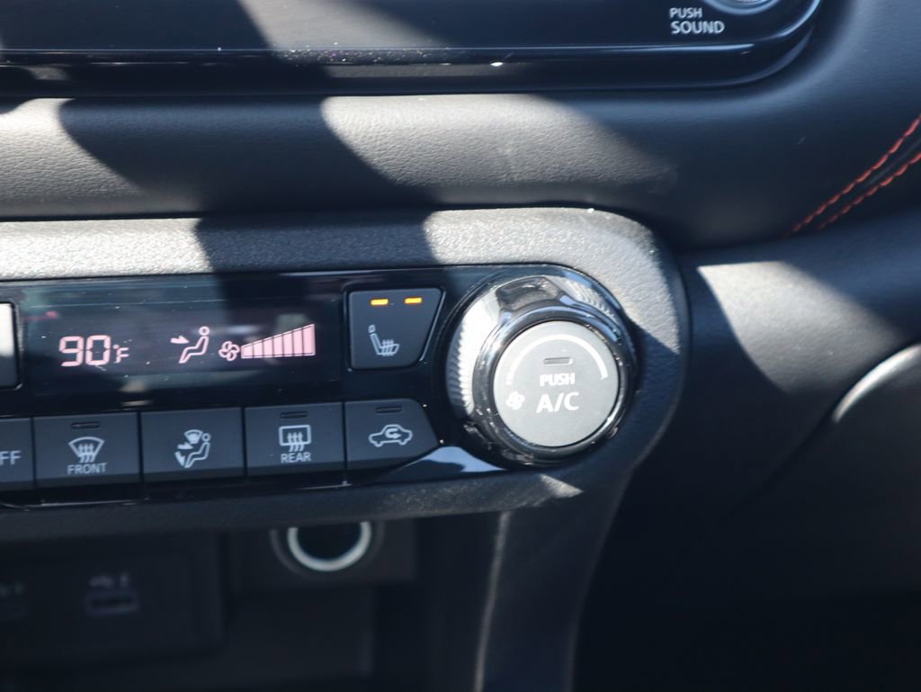 Used 2023 Nissan Kicks SR w/ SR Premium Package image 16