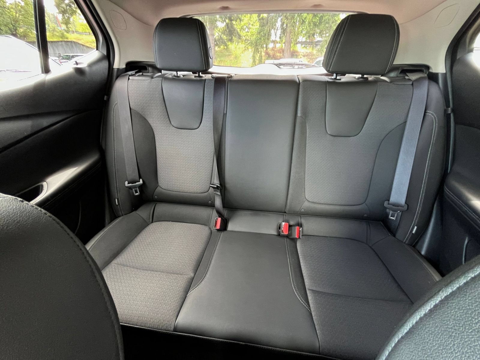 Used 2025 Buick Encore GX Preferred FWD image 38
