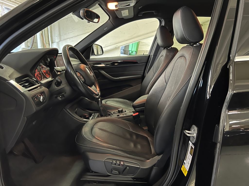 Used 2018 BMW X1 sDrive28i image 13