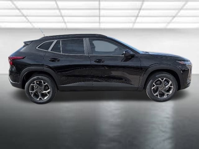 New 2026 Chevrolet Trax LT w/ Sunroof Package image 30