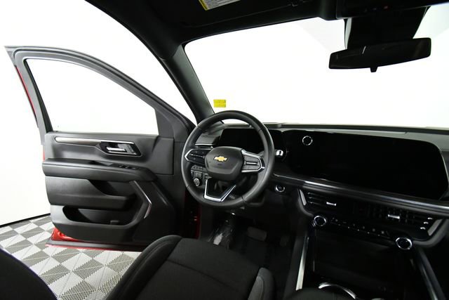 Used 2025 Chevrolet Suburban LS w/ Max Trailering Package image 19