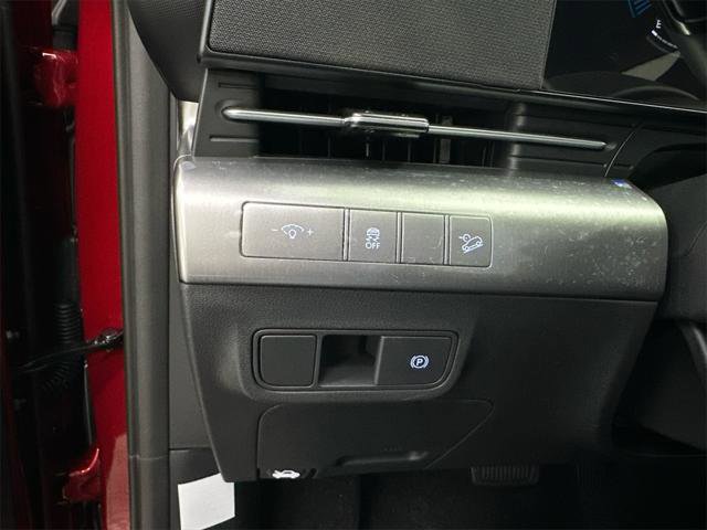 New 2026 Hyundai Kona SEL Premium image 31