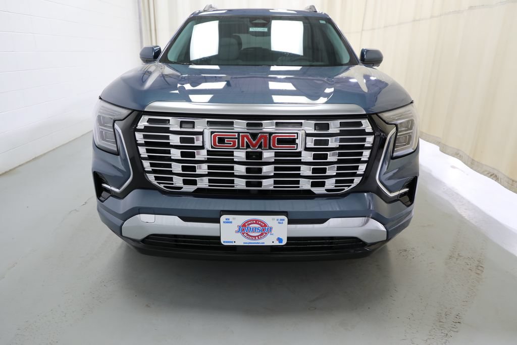 Used 2026 GMC Terrain Denali AWD/4WD image 2