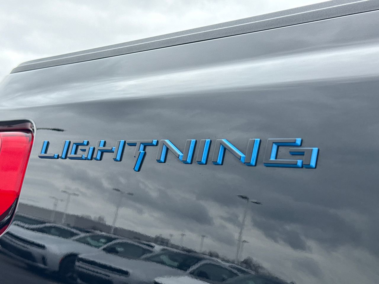 Used 2023 Ford F150 Lightning Pro image 10