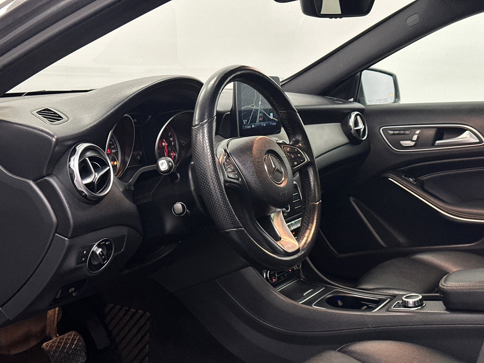 Used 2020 Mercedes-Benz GLA 250 4MATIC image 13