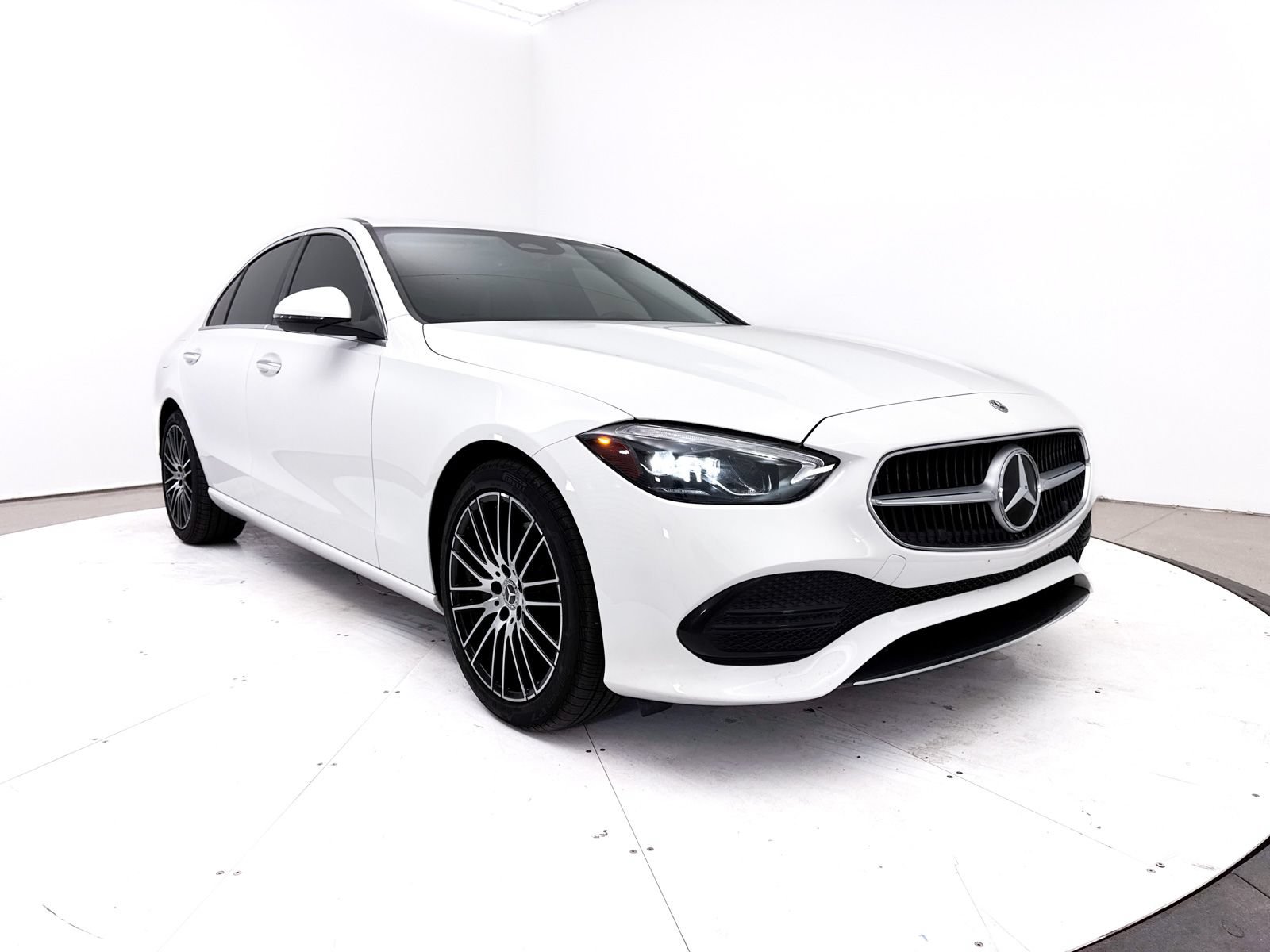 Used 2023 Mercedes-Benz C 300 Sedan image 13