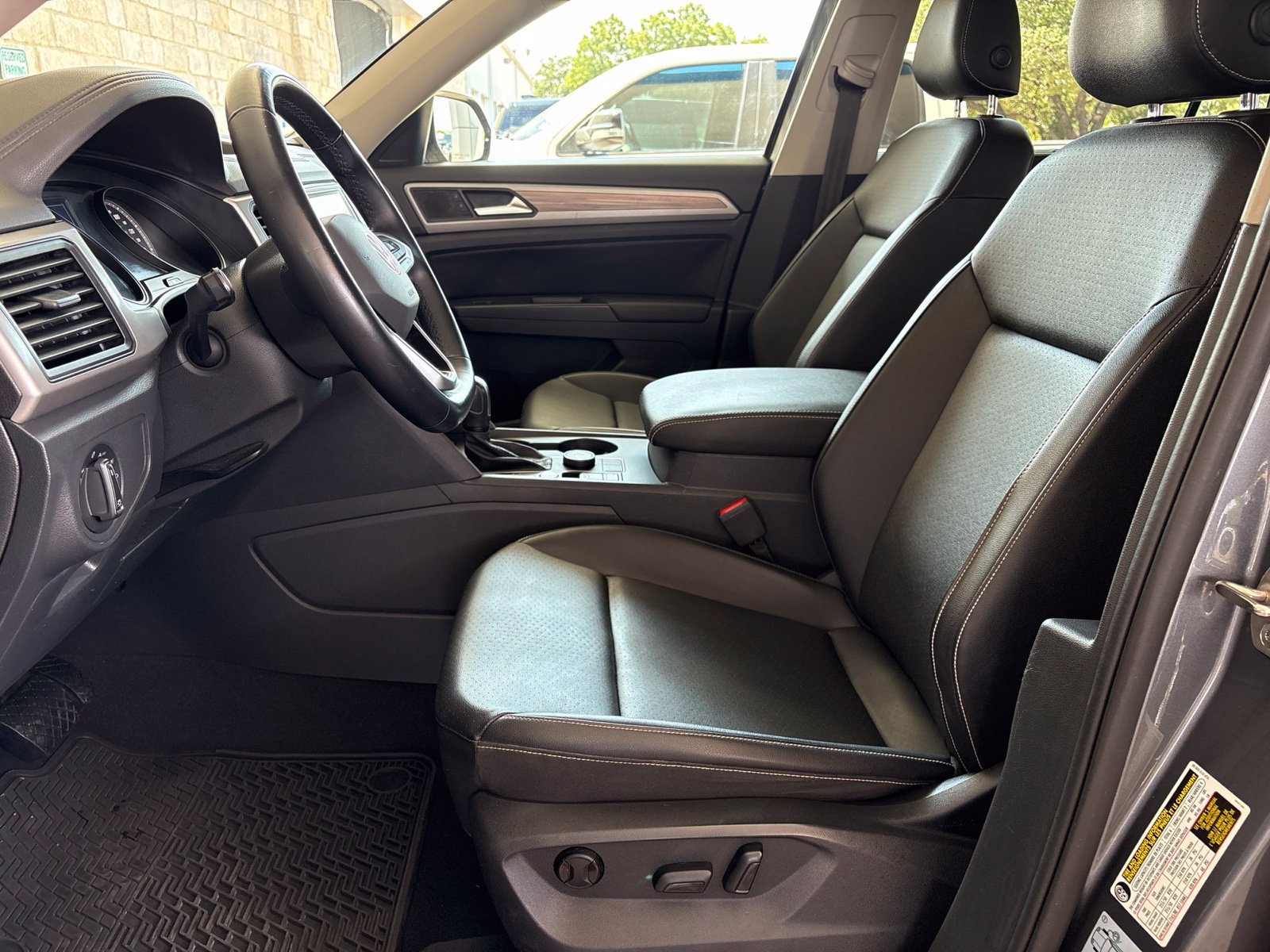 Used 2021 Volkswagen Atlas SE w/ Panoramic Sunroof Package AWD/4WD image 15